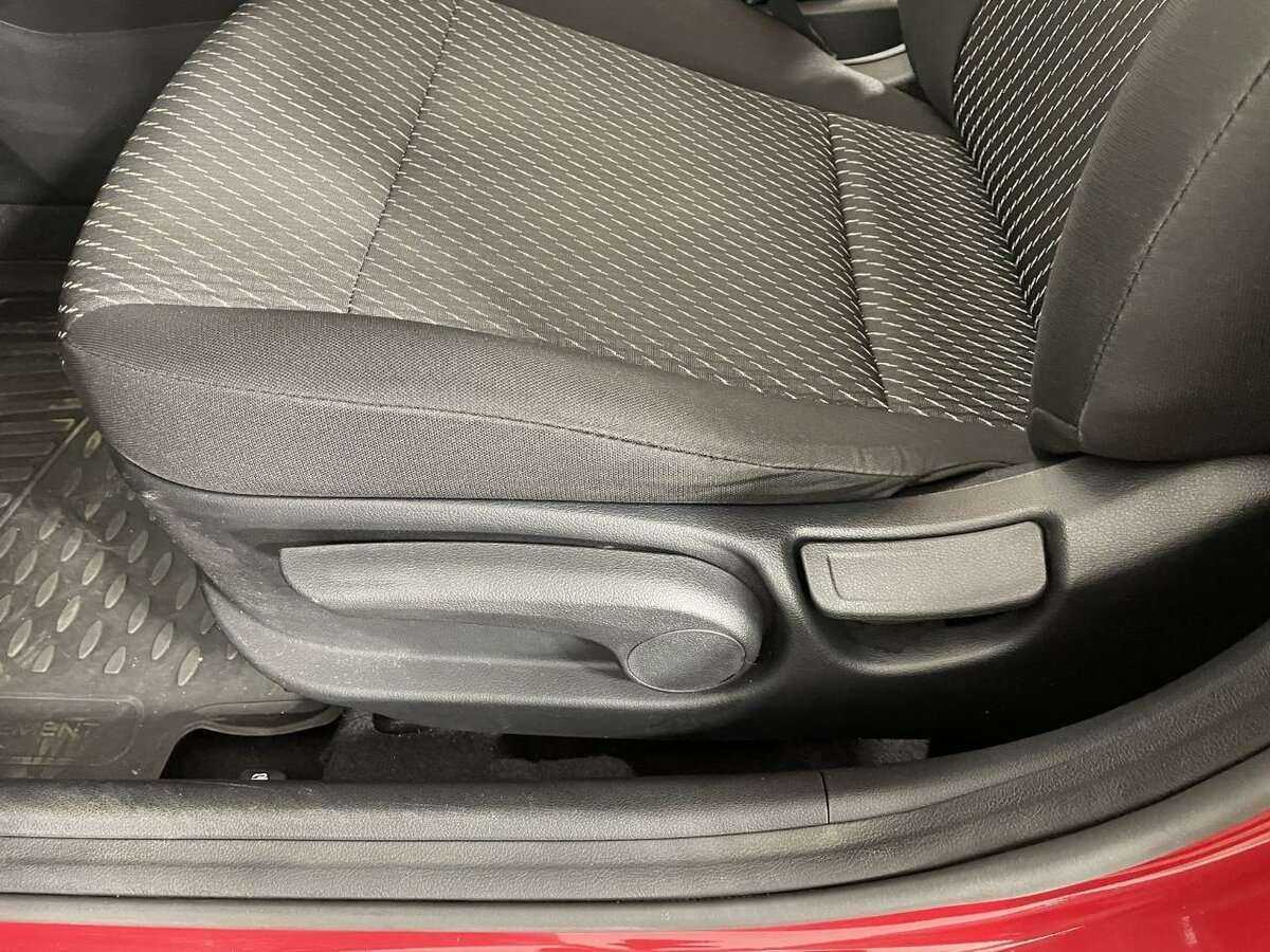 Купить Kia Rio X-Line, 2019, 117 539 км, фото №10