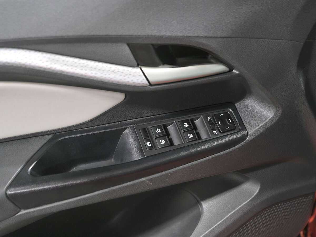 Купить Lada (ВАЗ) Vesta SW Cross, 2019, 94 162 км, фото №11