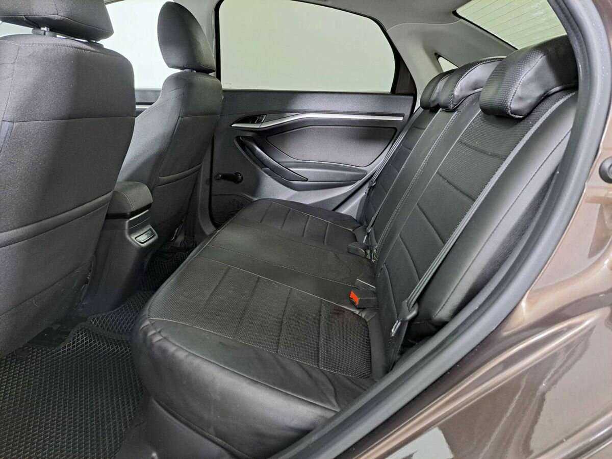 Купить Lada (ВАЗ) Vesta, 2018, 157 940 км, фото №12