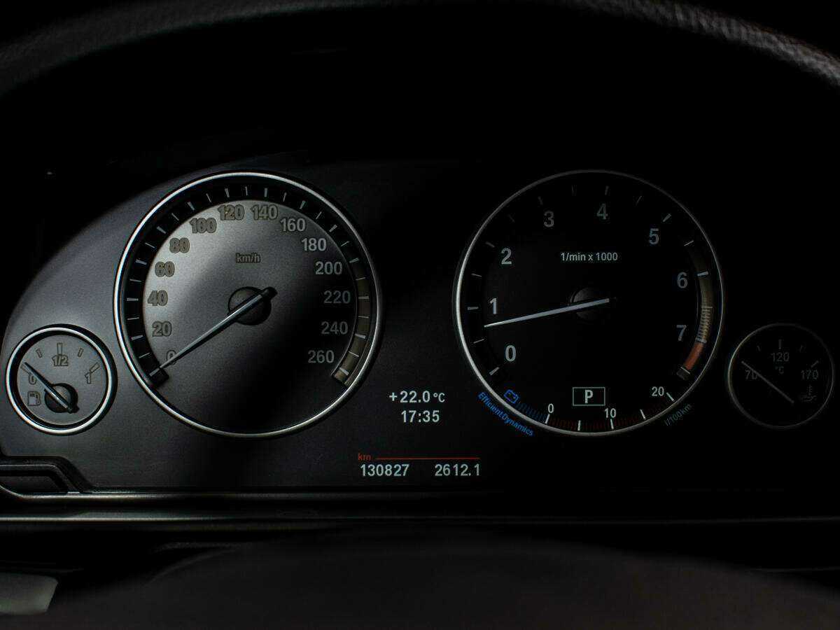 Купить BMW 5 серии 520i, 2012, 130 803 км, фото №12