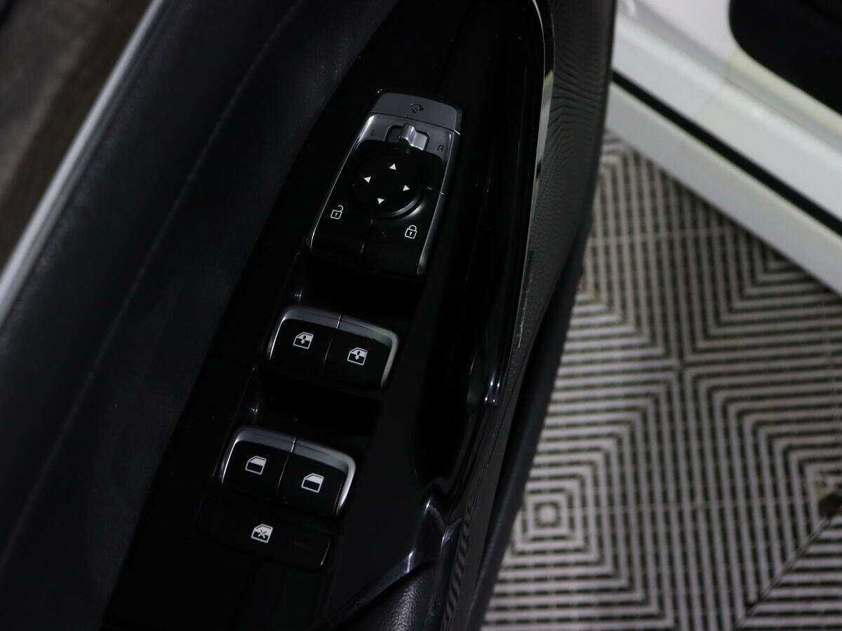 Купить Kia K5, 2020, 94 000 км, фото №15