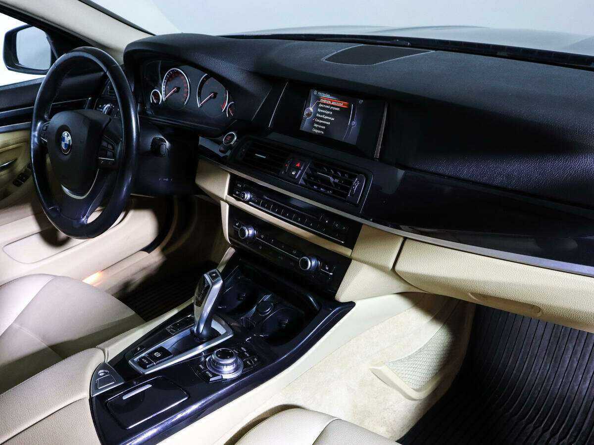 Купить BMW 5 серии 520d, 2014, 104 334 км, фото №9