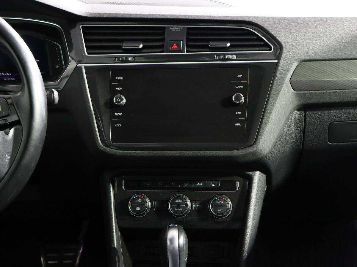 Купить Volkswagen Tiguan, 2018, 101 360 км, фото №11