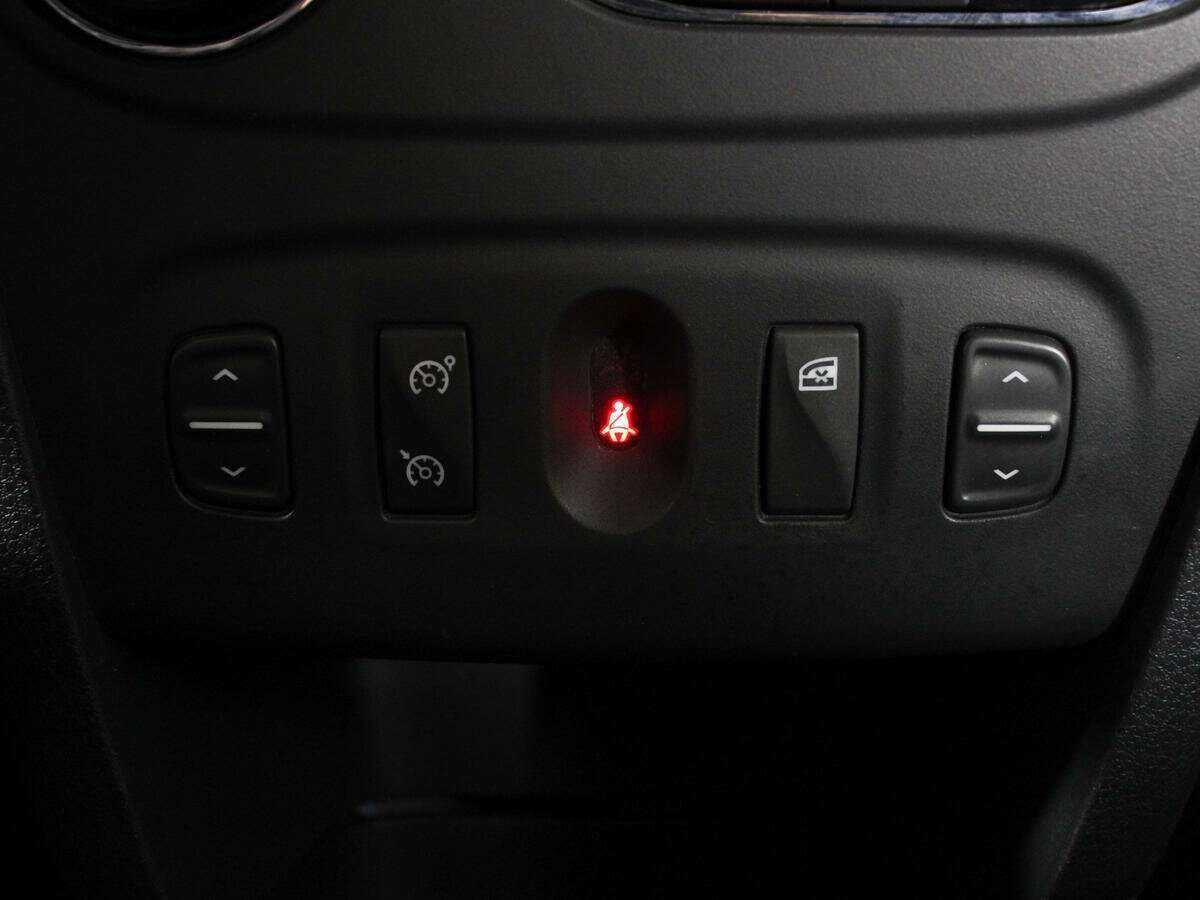 Купить Renault Sandero, 2015, 94 477 км, фото №16