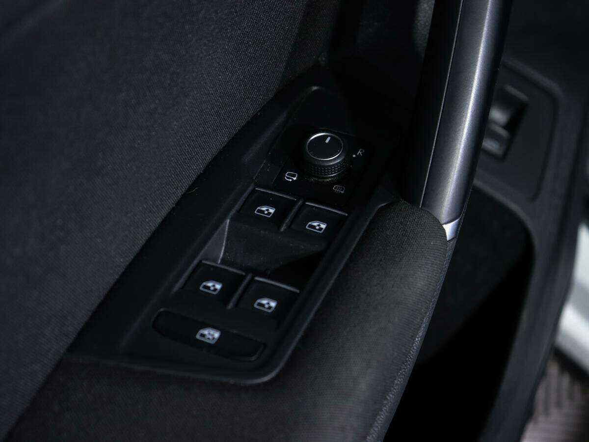 Купить Volkswagen Tiguan, 2018, 107 000 км, фото №15