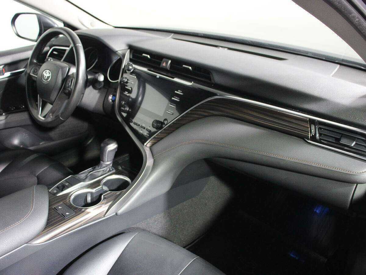 Купить Toyota Camry, 2018, 105 000 км, фото №6