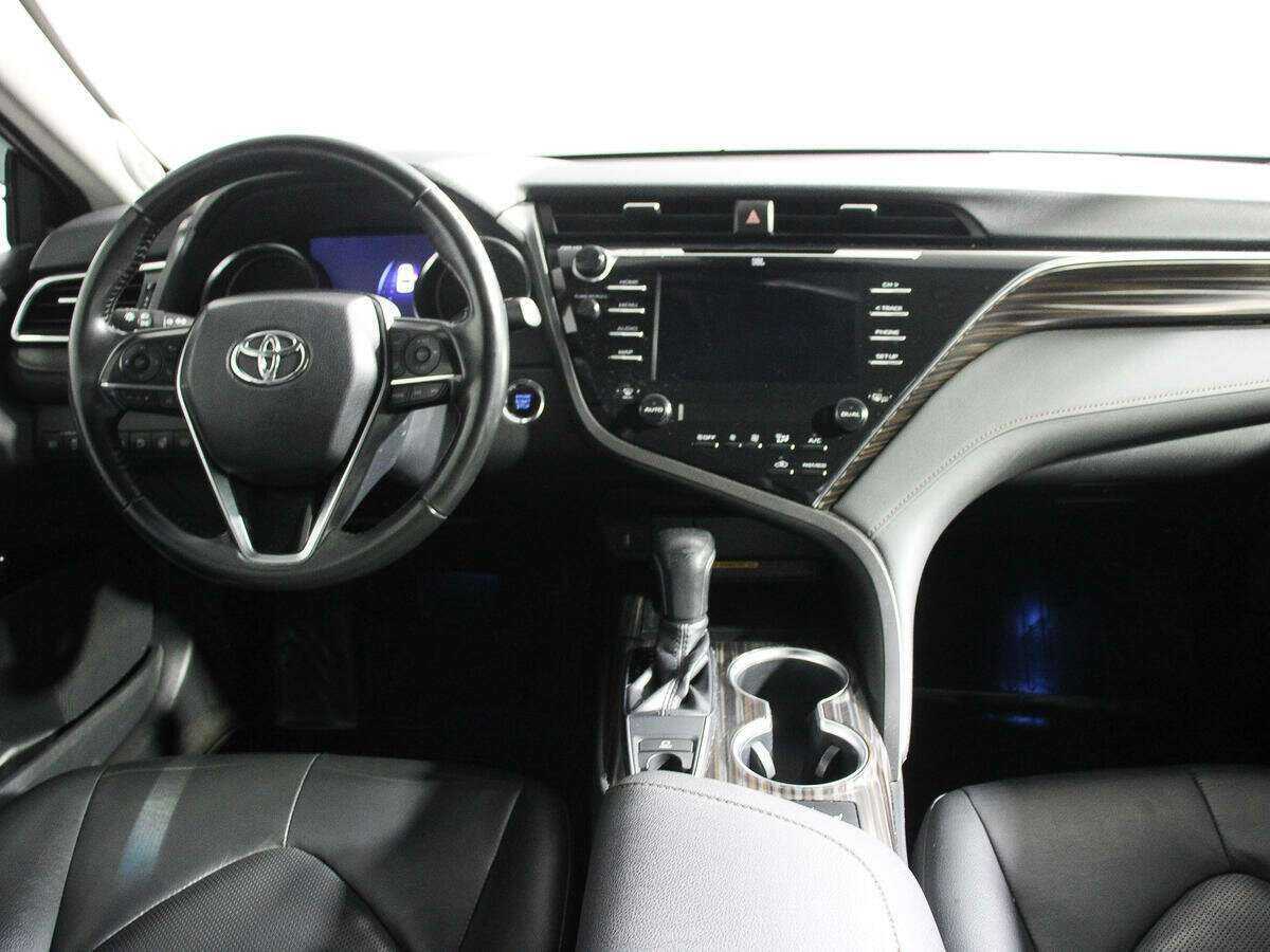 Купить Toyota Camry, 2018, 105 000 км, фото №9