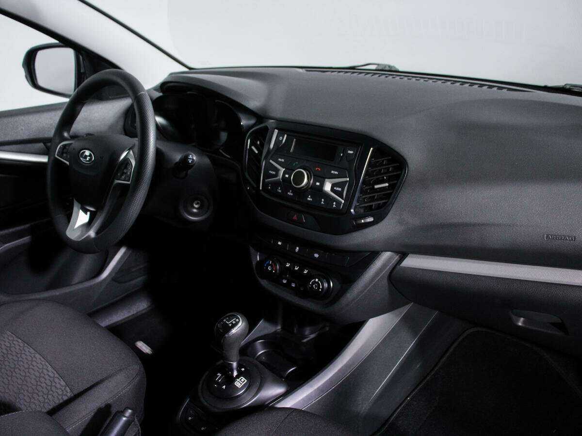 Купить Lada (ВАЗ) Vesta SW, 2019, 82 000 км, фото №6