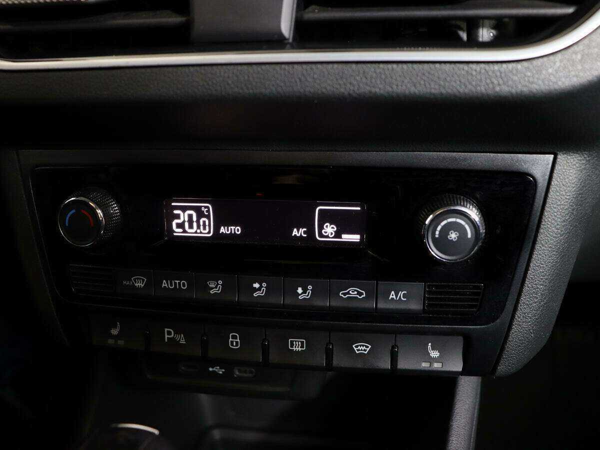 Купить Volkswagen Polo, 2020, 87 100 км, фото №19