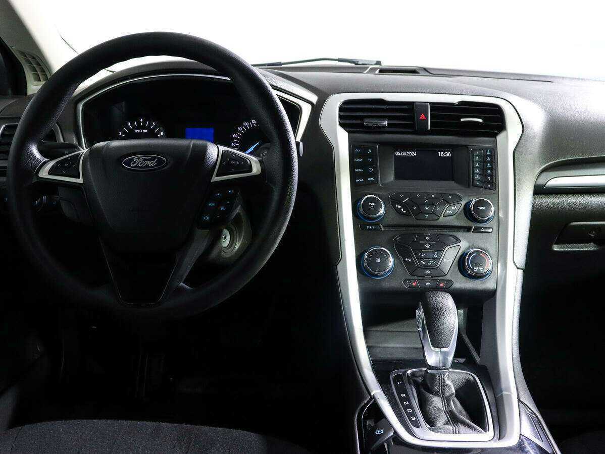 Купить Ford Mondeo, 2016, 224 882 км, фото №9