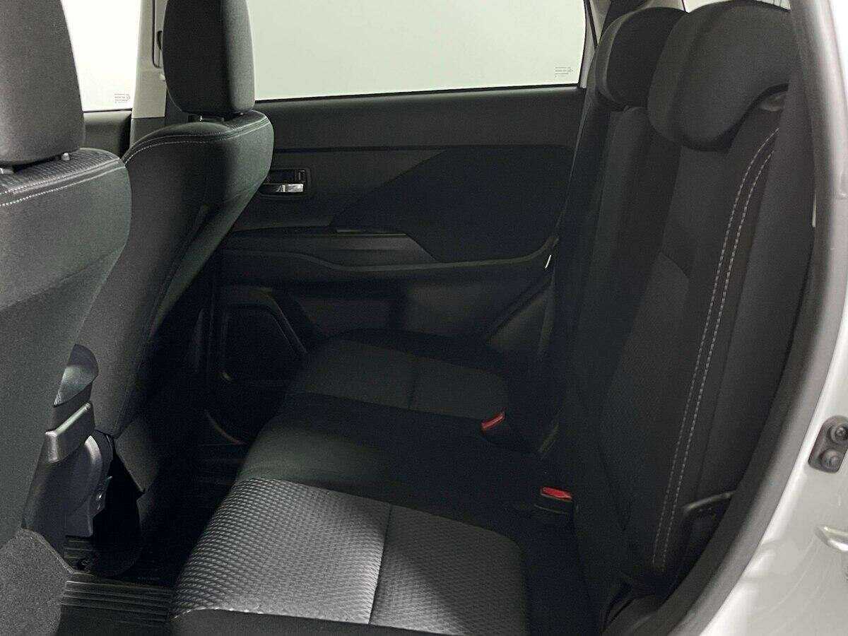 Купить Mitsubishi Outlander, 2018, 107 583 км, фото №10