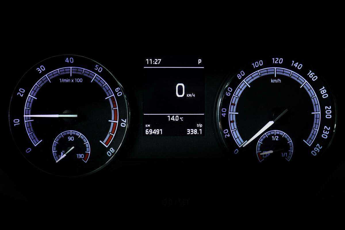 Купить Skoda Karoq, 2020, 69 200 км, фото №10