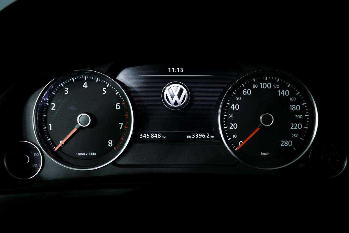 Купить Volkswagen Touareg, 2012, 345 435 км, фото №10