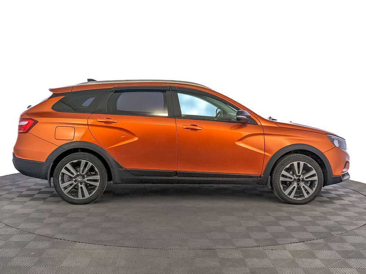 Купить Lada (ВАЗ) Vesta SW Cross, 2021, 110 237 км, фото №4