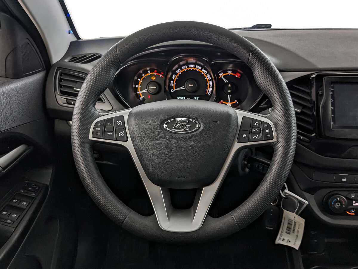 Купить Lada (ВАЗ) Vesta SW Cross, 2021, 50 585 км, фото №17