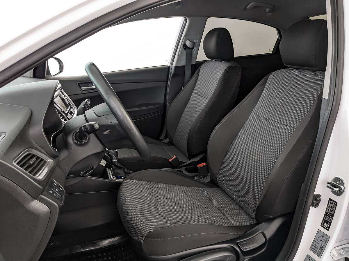 Купить Hyundai Solaris, 2021, 52 643 км, фото №16