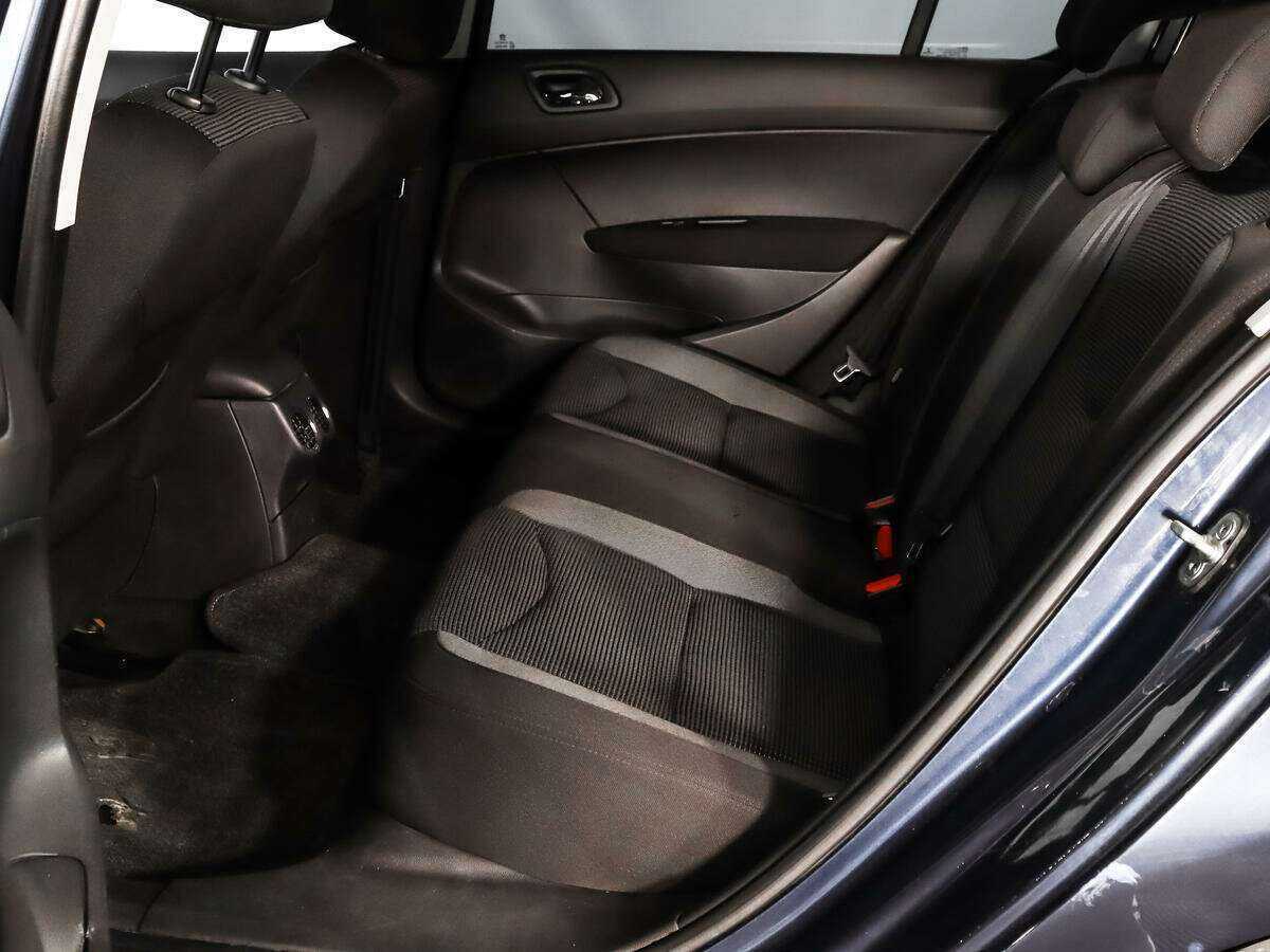 Купить Peugeot 408, 2014, 230 725 км, фото №10