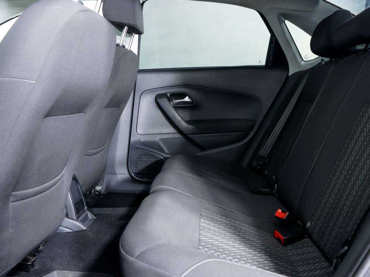 Купить Volkswagen Polo, 2015, 105 482 км, фото №11