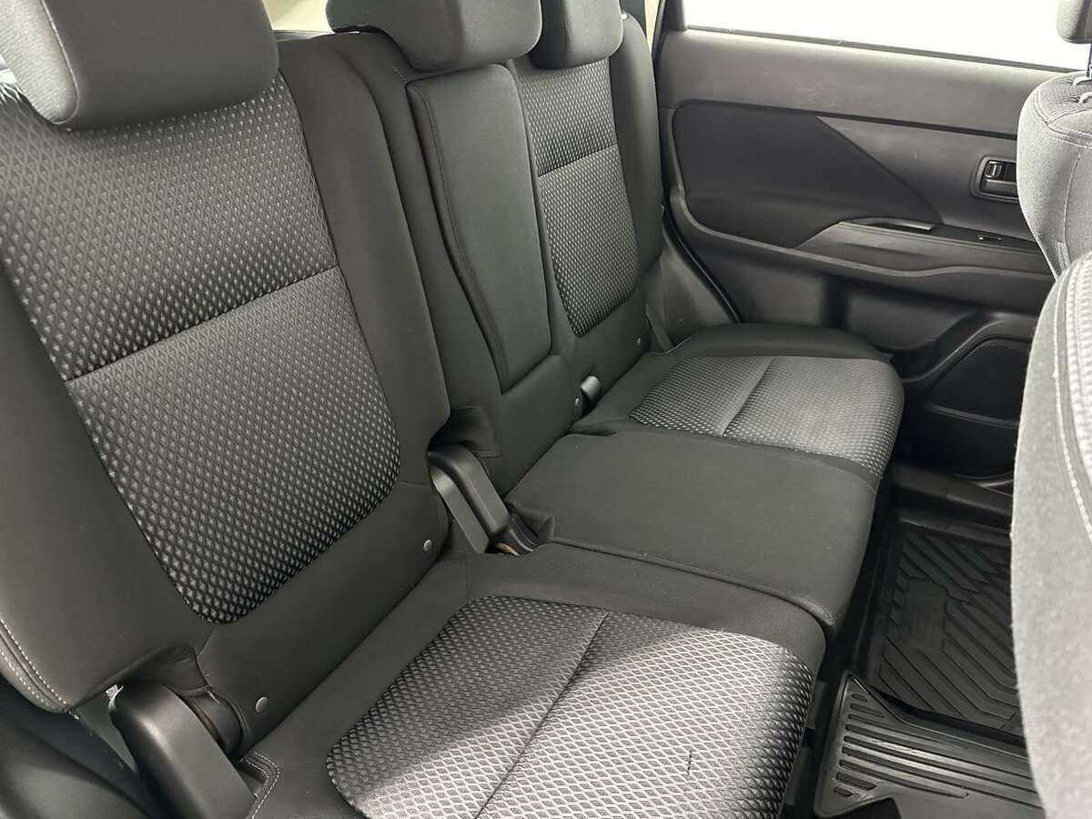 Купить Mitsubishi Outlander, 2017, 146 761 км, фото №15
