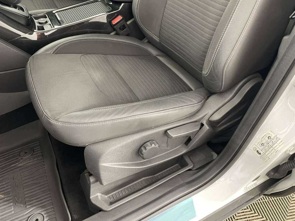 Купить Ford Kuga, 2017, 125 208 км, фото №8