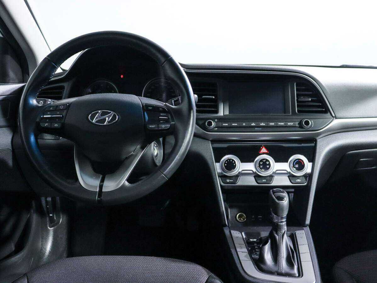 Купить Hyundai Elantra, 2020, 42 303 км, фото №9