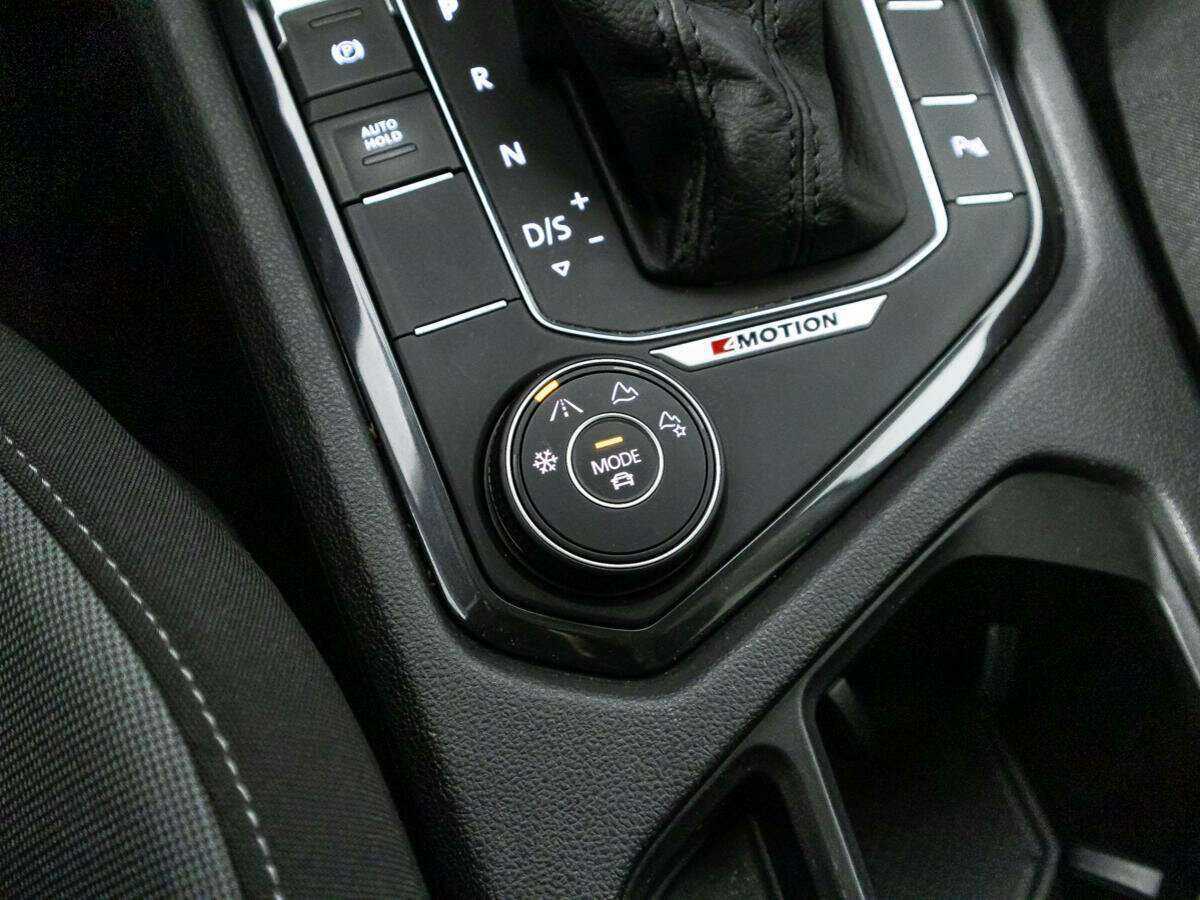 Купить Volkswagen Tiguan, 2020, 137 042 км, фото №17