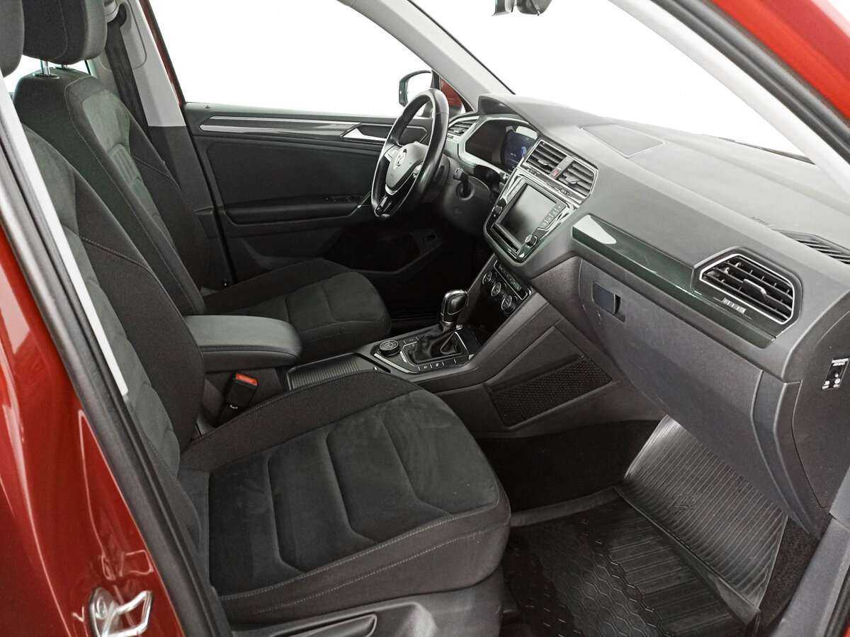 Купить Volkswagen Tiguan, 2017, 119 011 км, фото №9