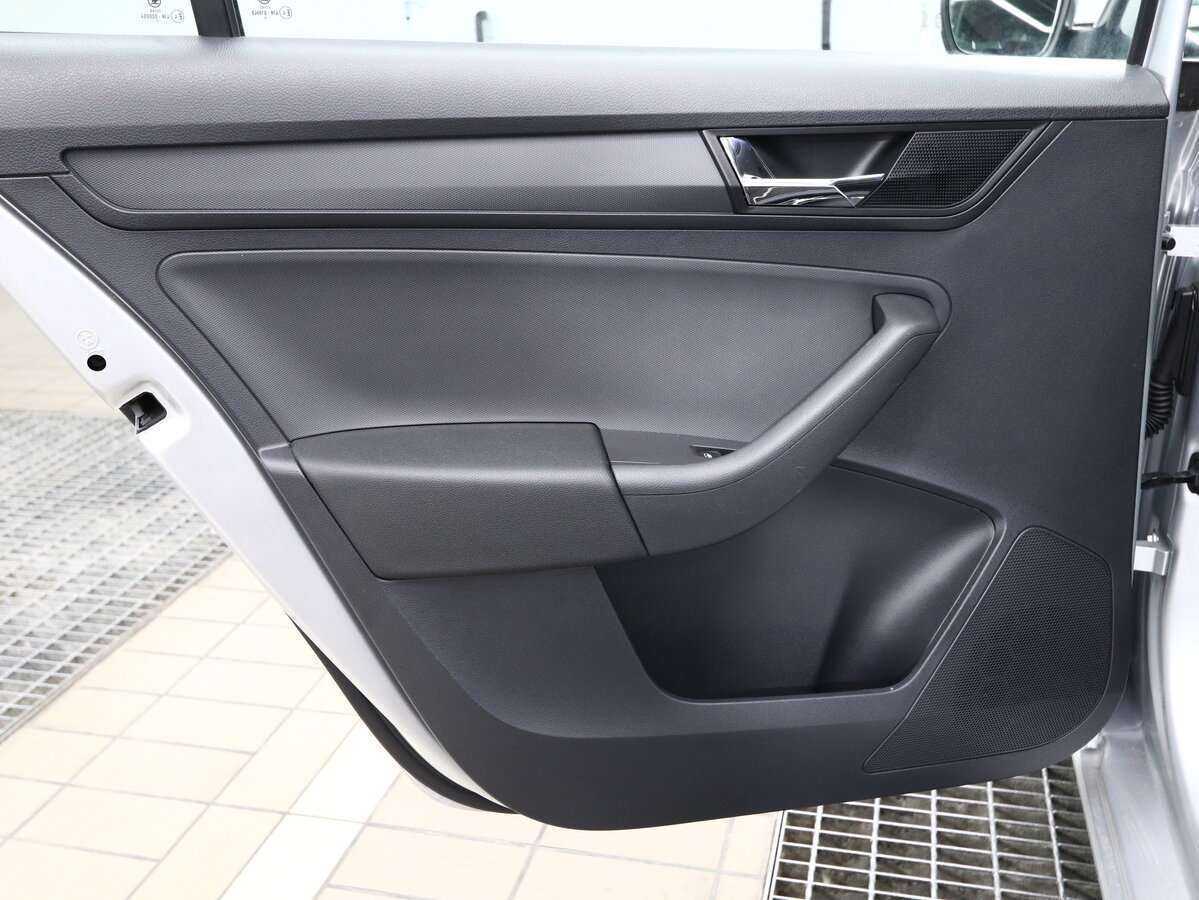 Купить Skoda Rapid, 2018, 73 000 км, фото №12