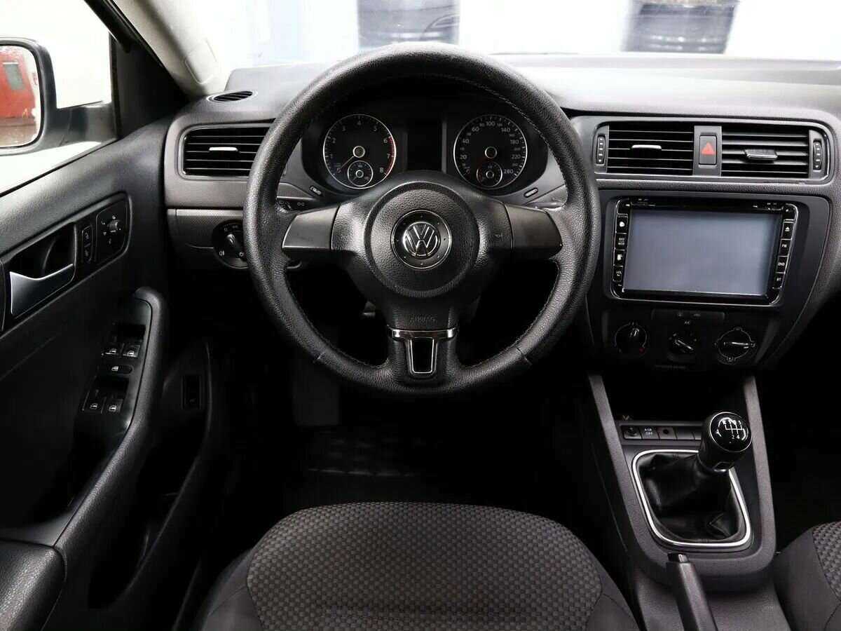 Купить Volkswagen Jetta, 2013, 180 000 км, фото №10