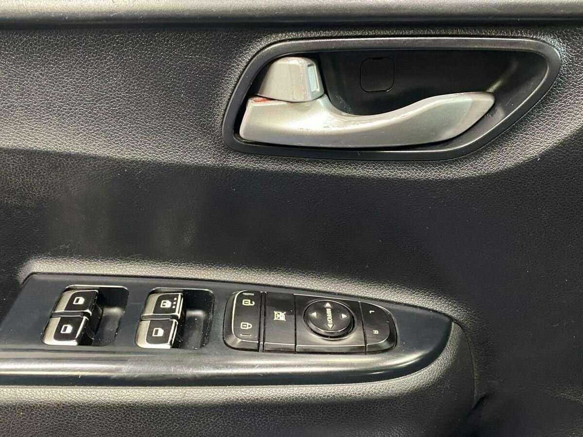 Купить Kia Rio, 2017, 245 346 км, фото №17