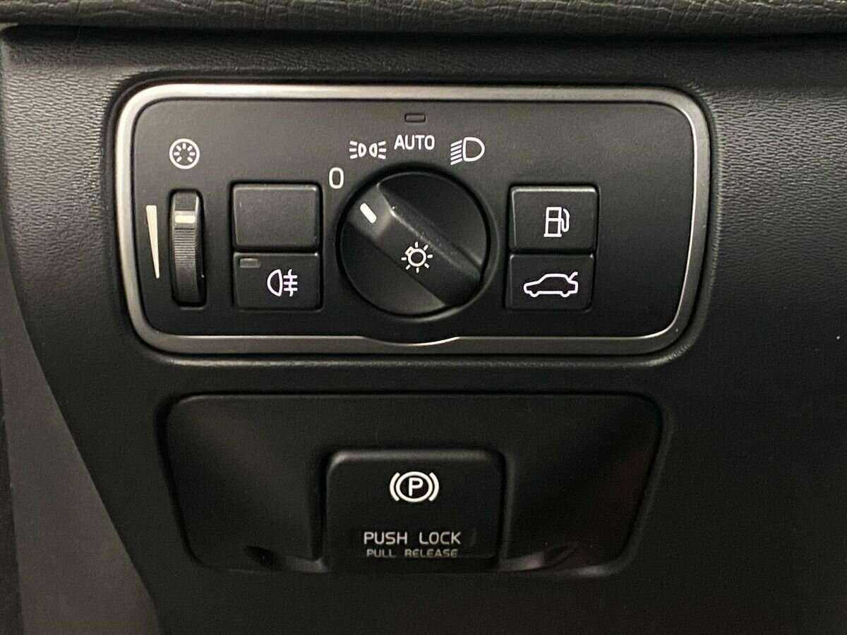 Купить Volvo XC60, 2013, 235 829 км, фото №16