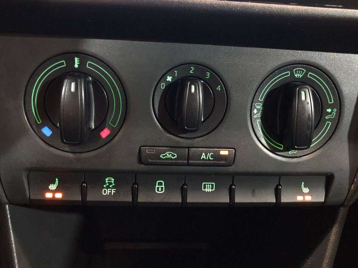 Купить Skoda Rapid, 2015, 150 050 км, фото №13