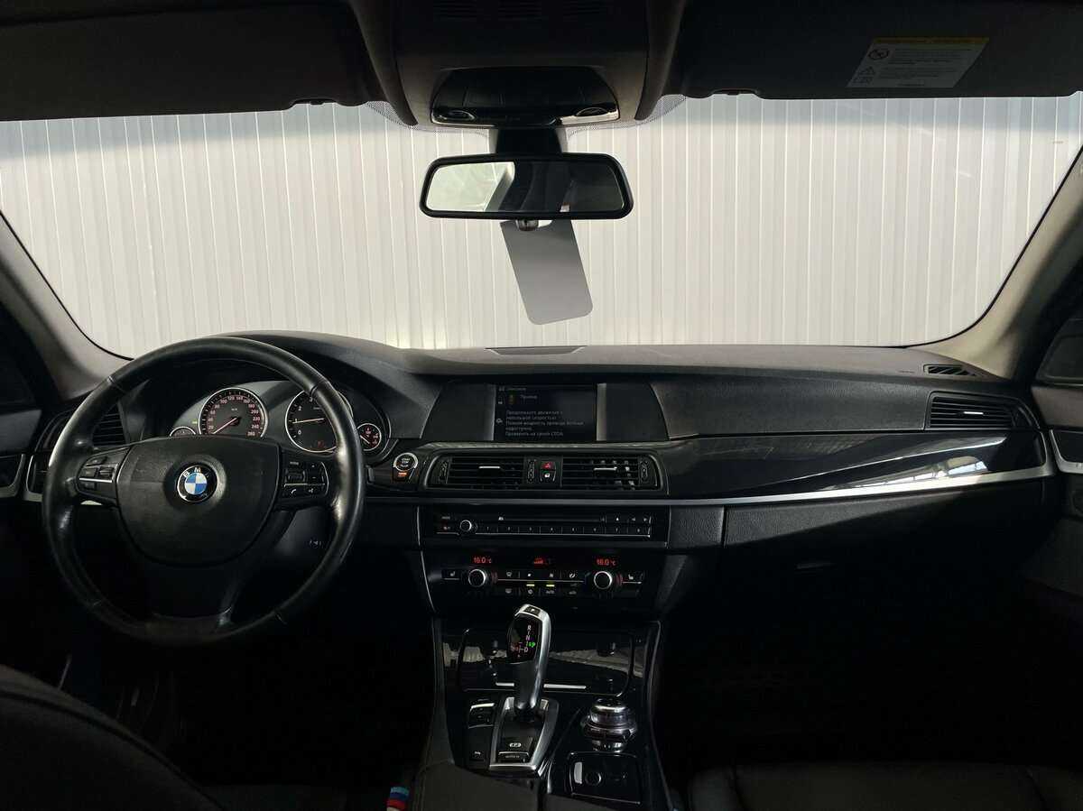 Купить BMW 5 серии 520i, 2012, 205 209 км, фото №9