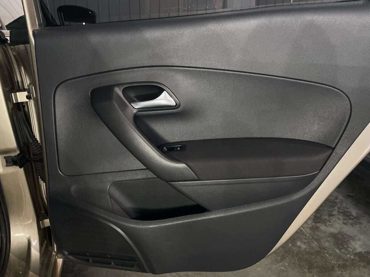 Купить Volkswagen Polo, 2017, 100 072 км, фото №21