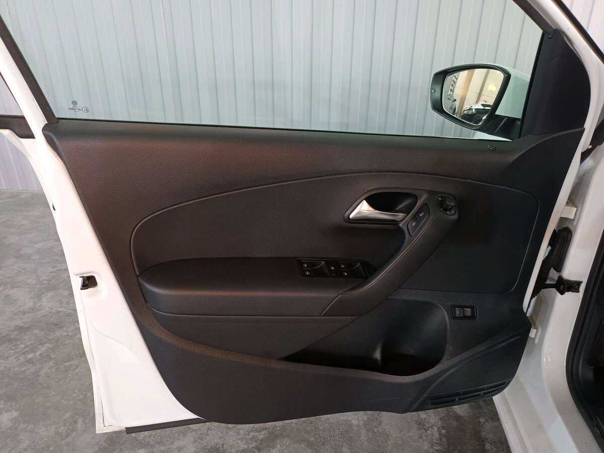 Купить Volkswagen Polo, 2019, 63 267 км, фото №19