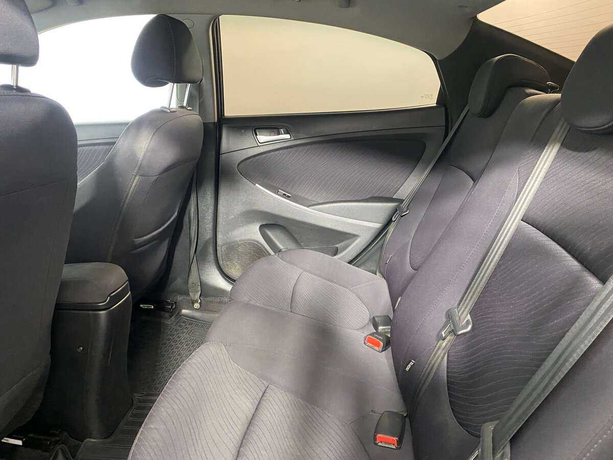 Купить Hyundai Solaris, 2015, 200 500 км, фото №10