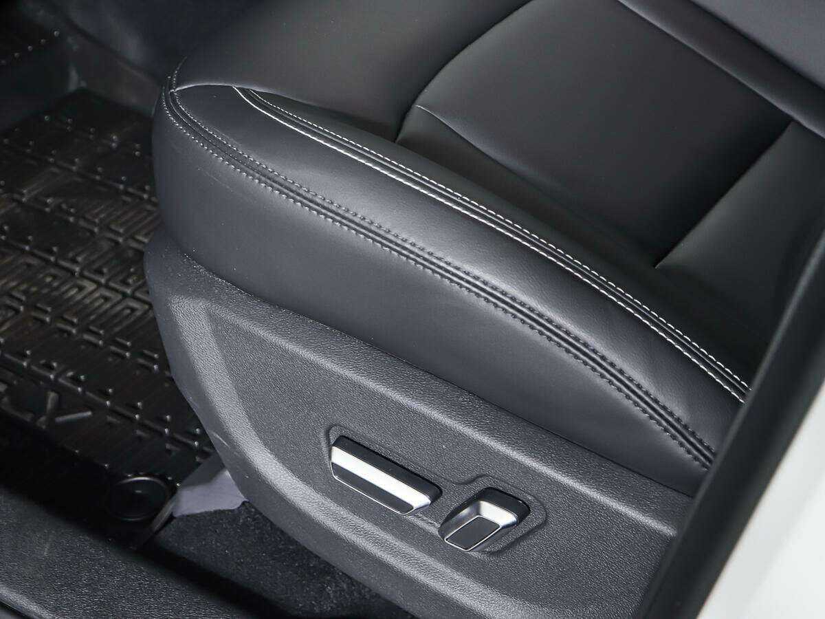 Купить Geely Atlas, 2021, 25 837 км, фото №18