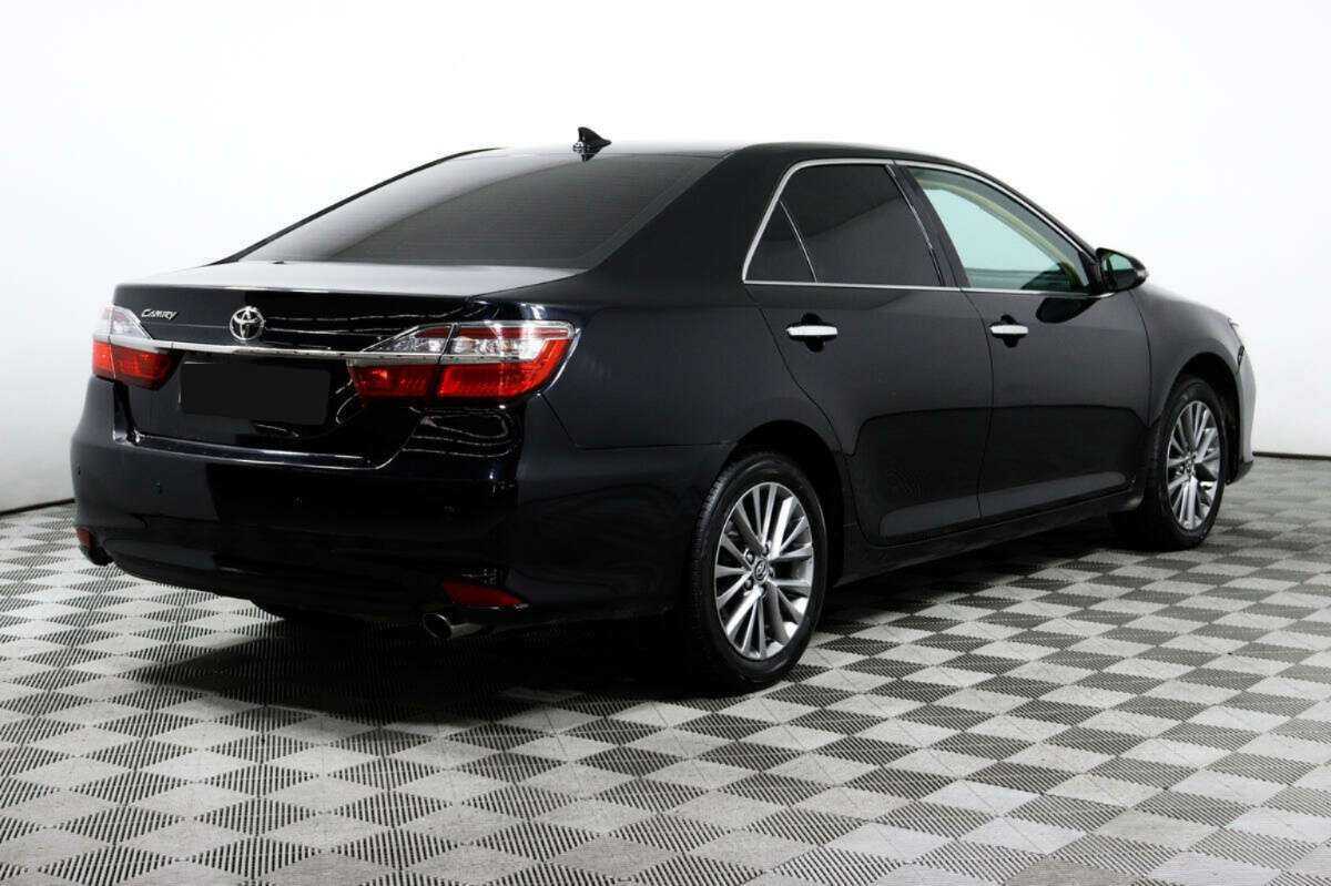 Купить Toyota Camry, 2017, 129 383 км, фото №5