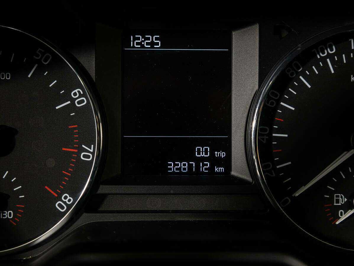 Купить Skoda Octavia, 2015, 328 662 км, фото №12