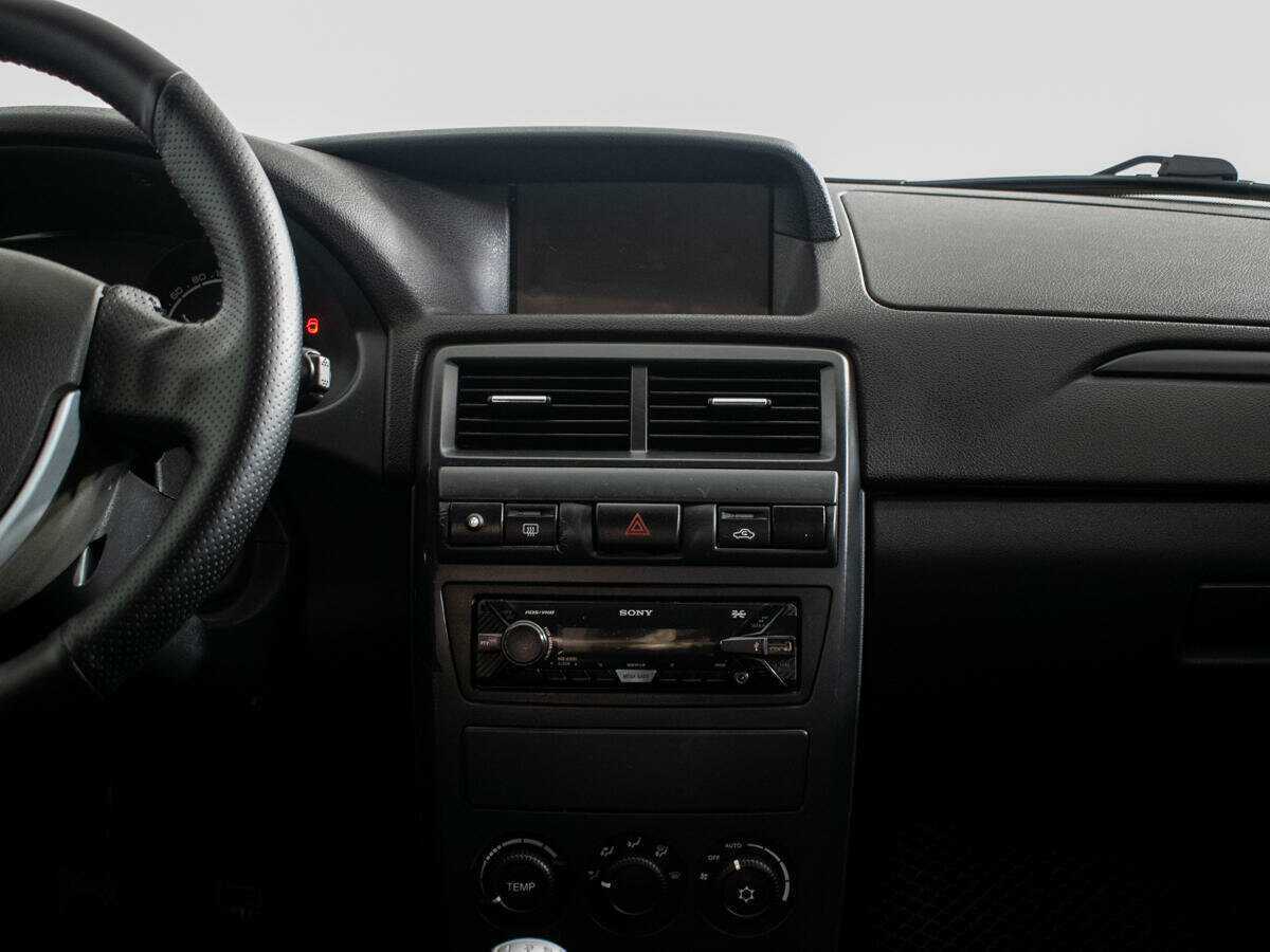 Купить Lada (ВАЗ) Priora, 2017, 90 494 км, фото №9