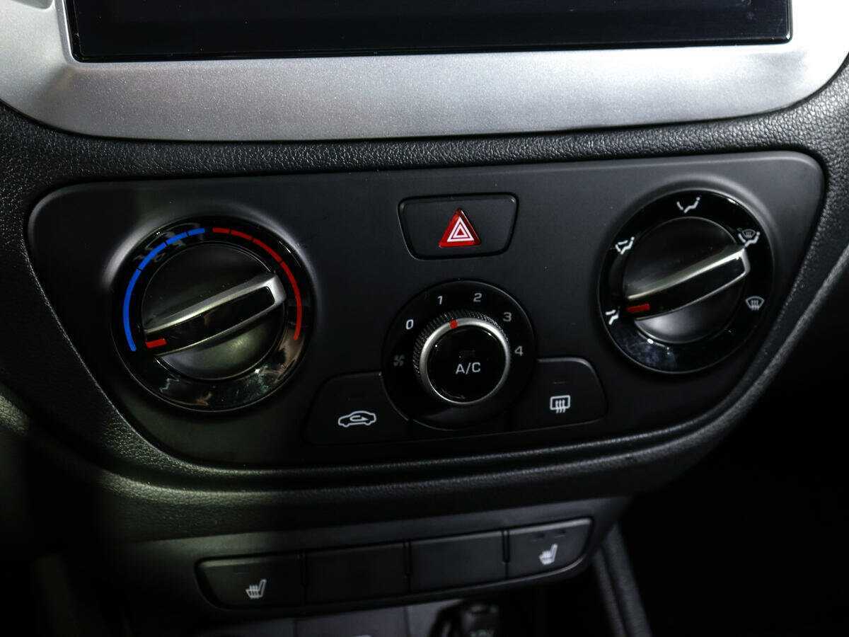 Купить Hyundai Solaris, 2019, 56 000 км, фото №17