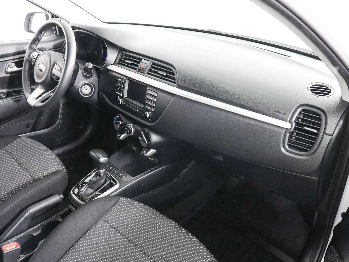 Купить Kia Rio, 2019, 41 756 км, фото №10