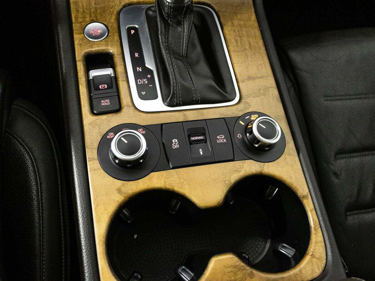 Купить Volkswagen Touareg, 2013, 221 751 км, фото №16