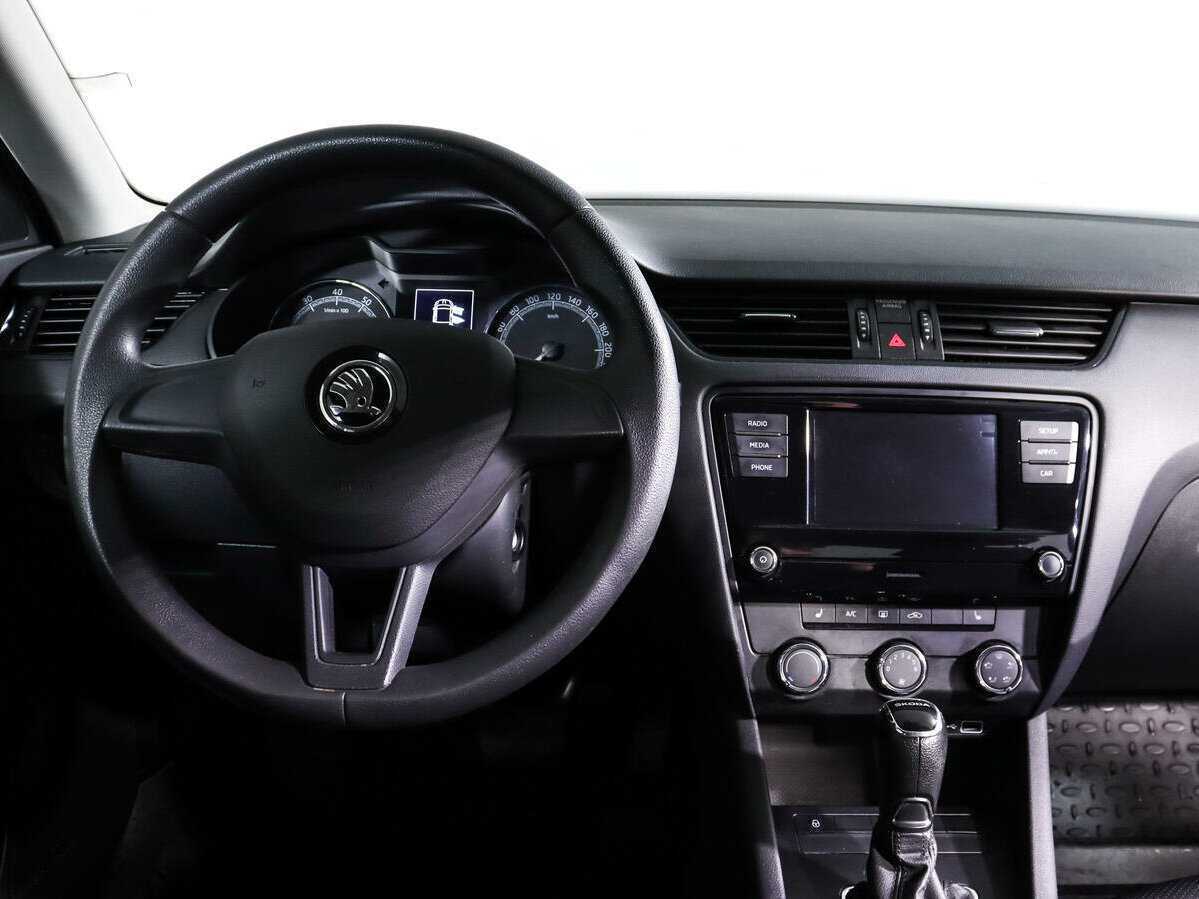 Купить Skoda Octavia, 2019, 384 693 км, фото №10