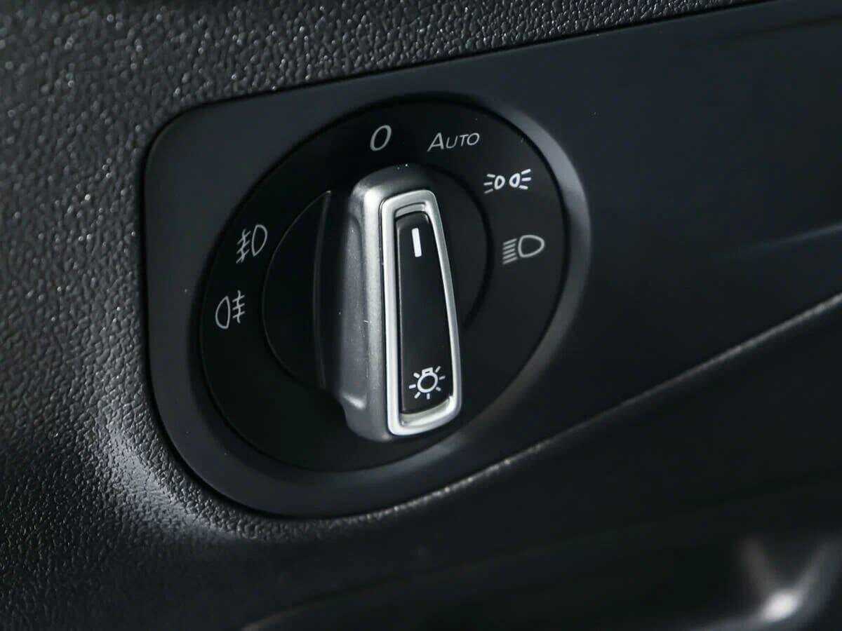 Купить Volkswagen Tiguan, 2018, 83 596 км, фото №19