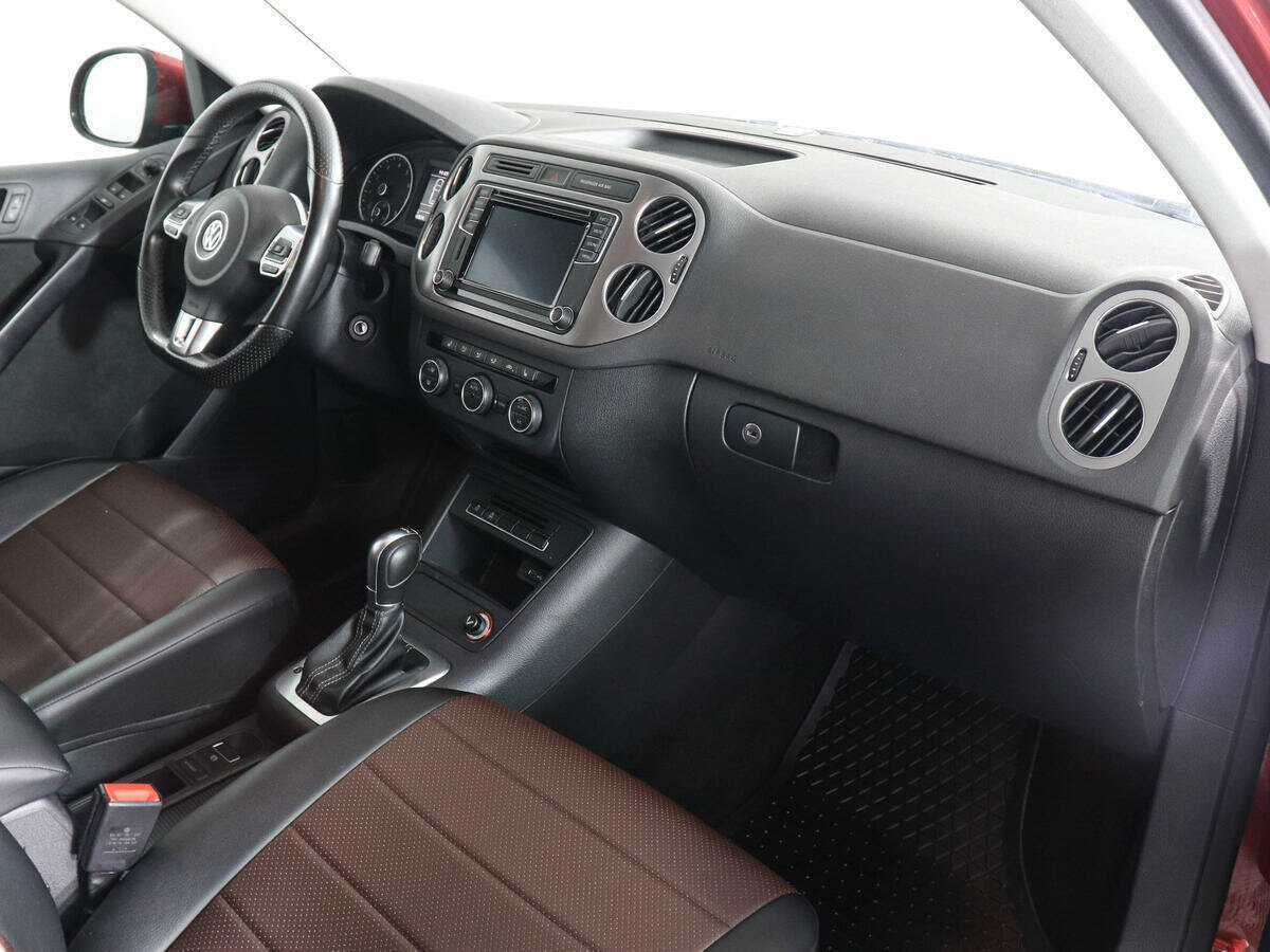 Купить Volkswagen Tiguan, 2016, 66 768 км, фото №10