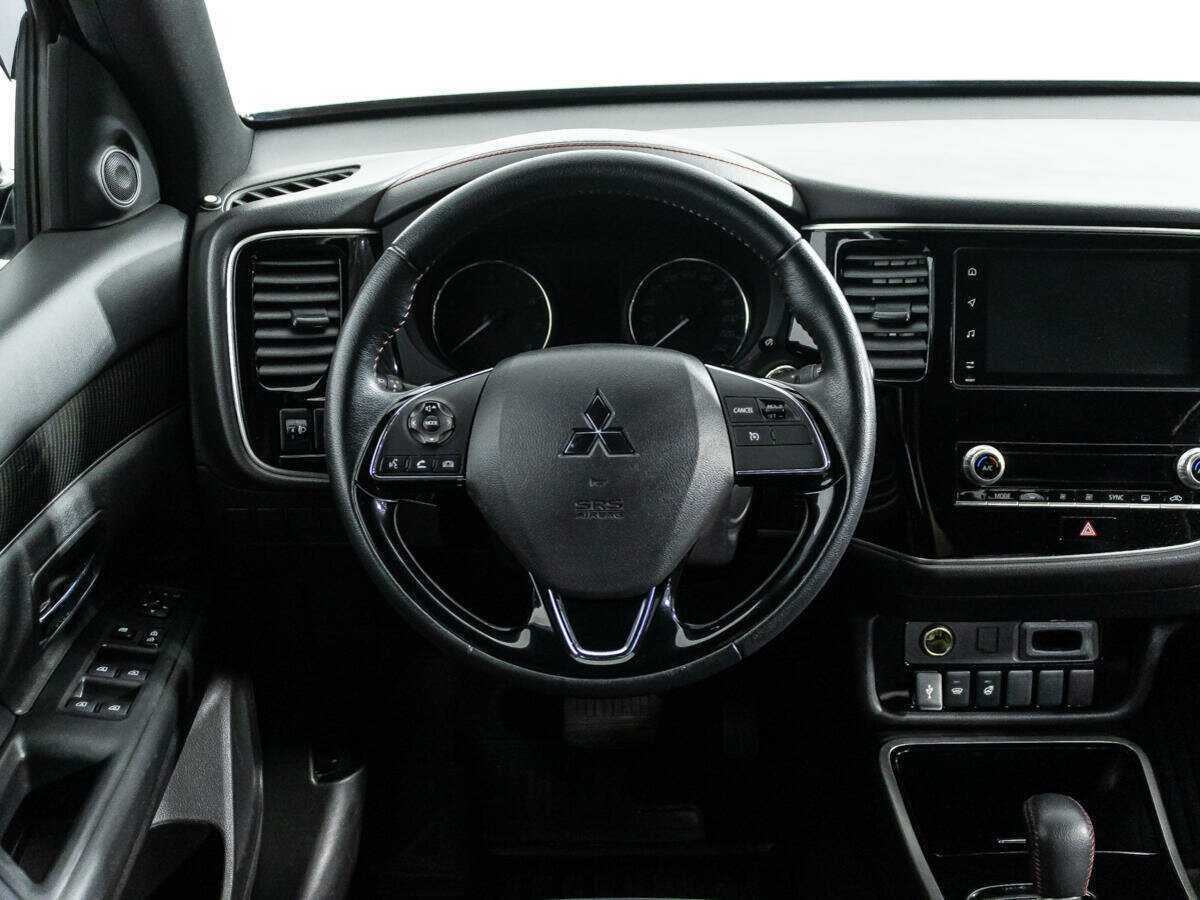 Купить Mitsubishi Outlander, 2021, 102 532 км, фото №20