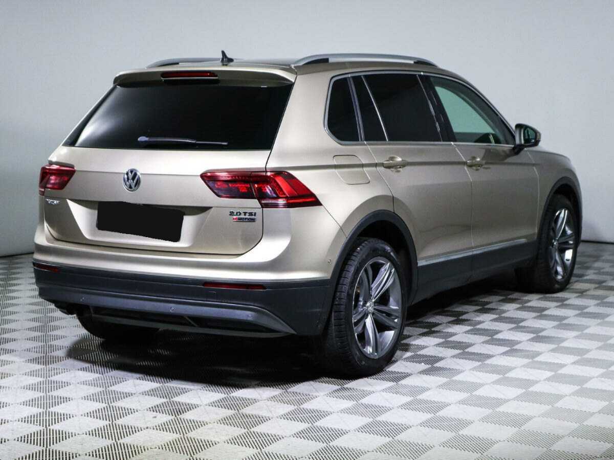 Купить Volkswagen Tiguan, 2017, 114 600 км, фото №4