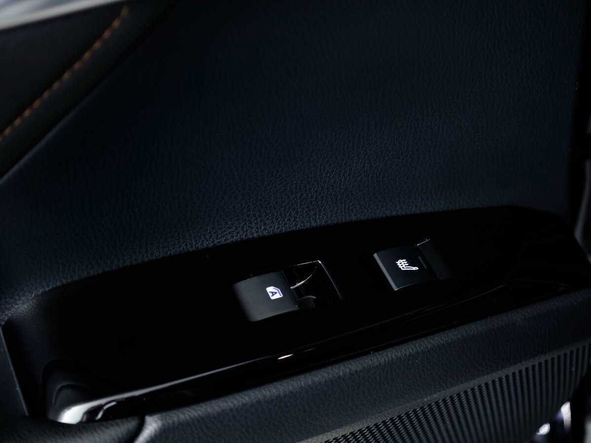 Купить Toyota Camry, 2020, 107 345 км, фото №19