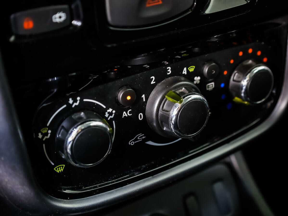 Купить Renault Duster, 2013, 253 738 км, фото №13